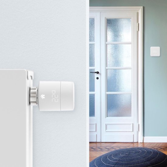 tado° Smart-Thermostat-Starterkit V3+ mit 2 Smart-Heizkörperreglern
