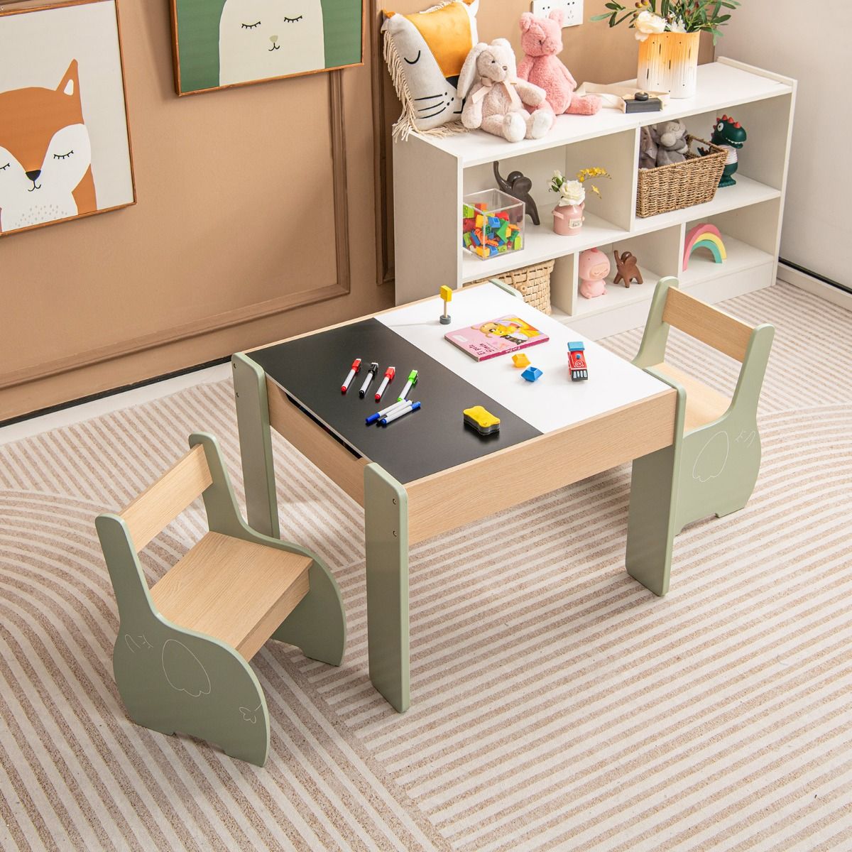Coast 3-teilige Kindersitzgruppe – 4-in-1-Kindertisch mit 2 Stühlen und Stauraum – grün