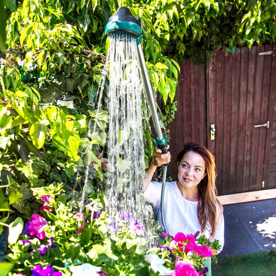 VONROC Sprühlanze / Gartendusche - 3 Sprühmodi - 180° verstellbarer Sprühkopf - inkl. Halter und Gurte