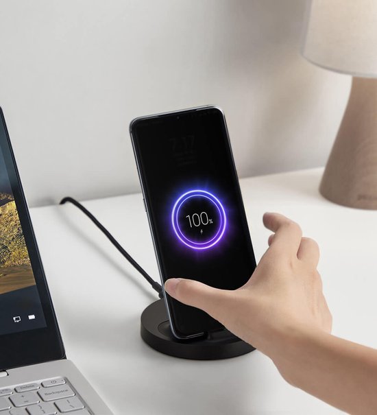 Xiaomi Mi Wireless Charger – vertikaler Ständer mit Qi-Wireless-Ladefunktion und LED-Anzeige – 20 W – inklusive USB-C-Kabel