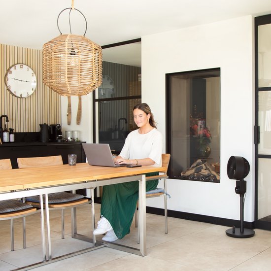 VONROC BREEZE Fan - leiser Bodenventilator - 88cm - Inkl. Fernbedienung - 3 Geschwindigkeiten - Swing-Funktion - 180° schwenkbar - schwarz