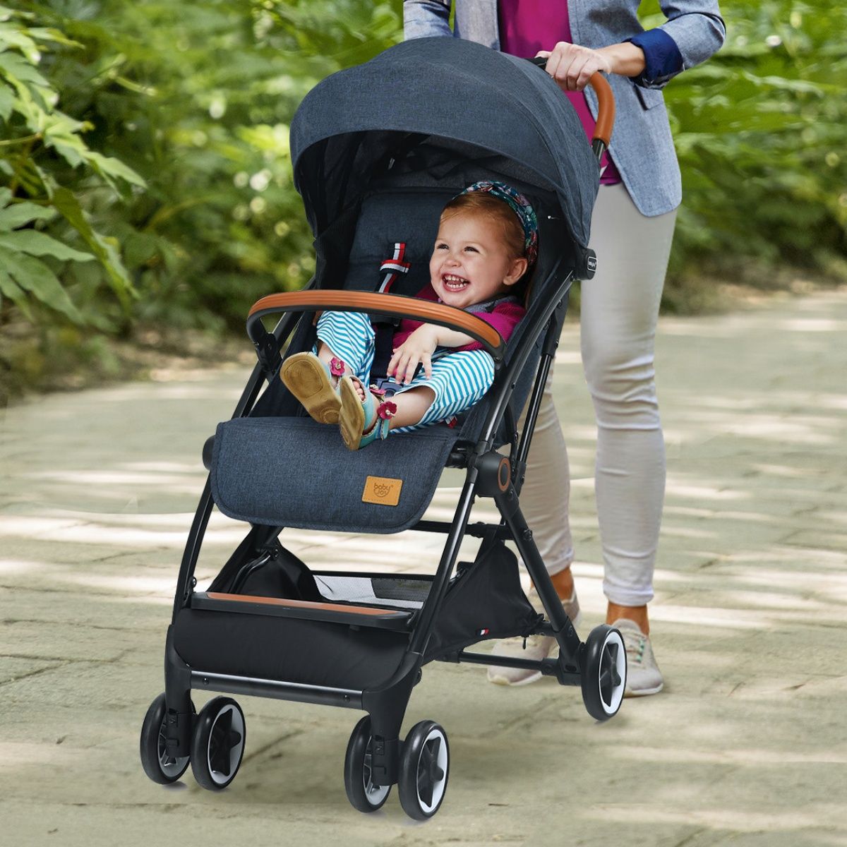 Coast Klappkinderwagen – verstellbare Rückenlehne und Fußstütze – stoßdämpfende Räder – blau