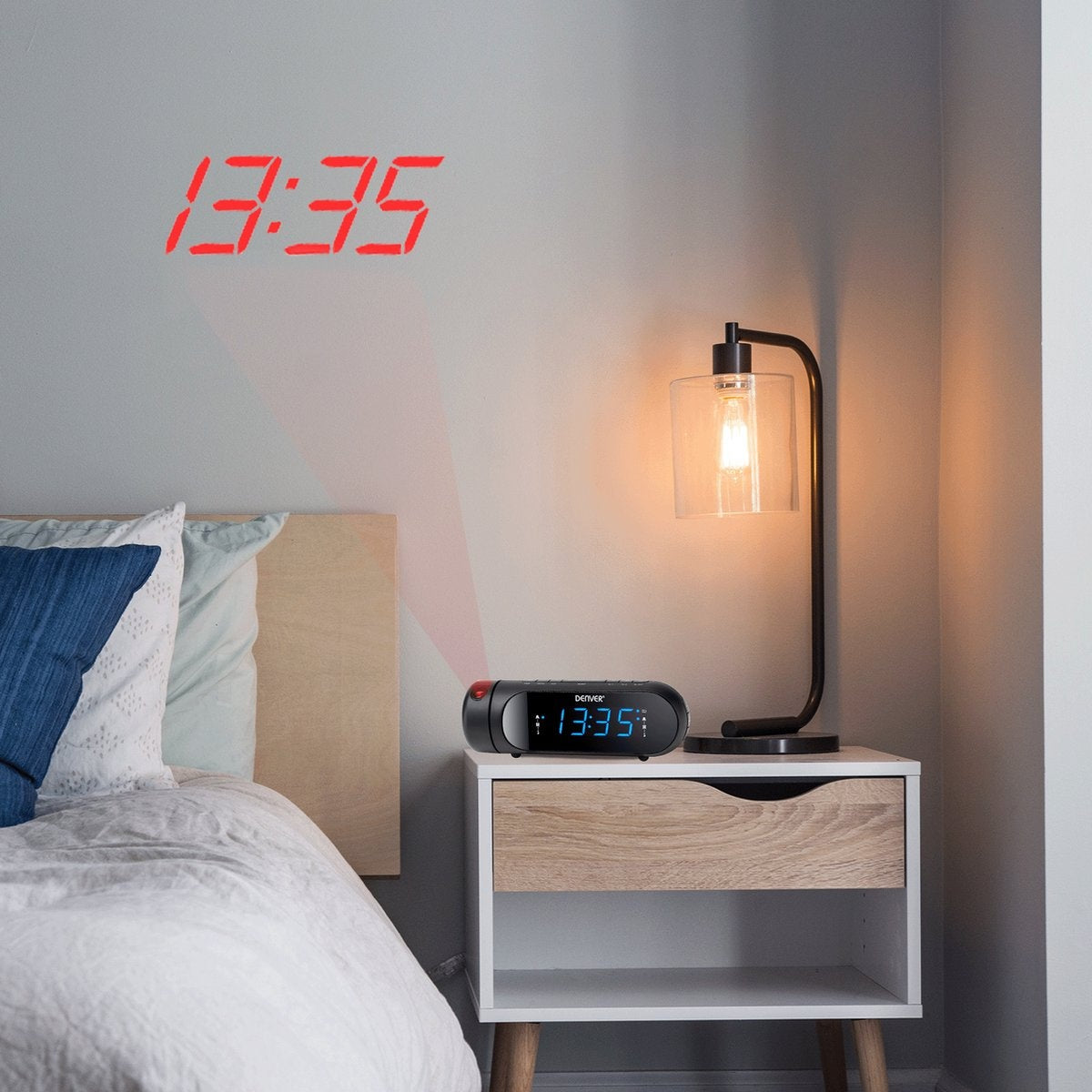 Denver - CPR700 - Radiowecker - mit Projektion - USB-Aufladung - Digitaler Wecker - FM-Radio - Schwarz