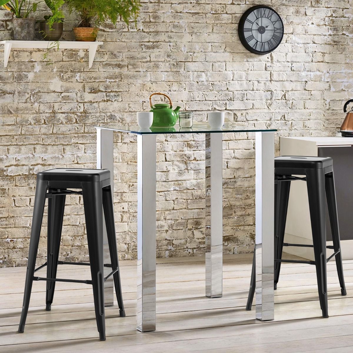 Coast 4-teiliges Barhocker-Set – stapelbar – mit Fußstütze – schwarz – Sitzhöhe 76 cm