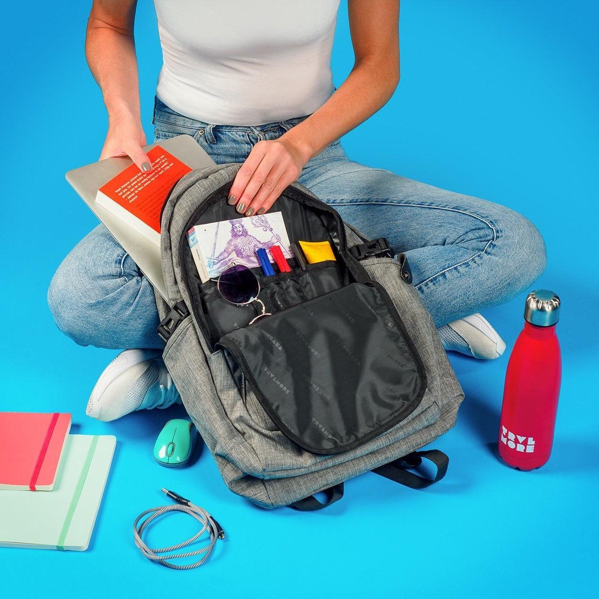 TRVLMORE Rucksack - 25L - 15.6 Zoll - Laptop-Rucksack - Schultasche - Unisex - Spritzwassergeschützt Grau