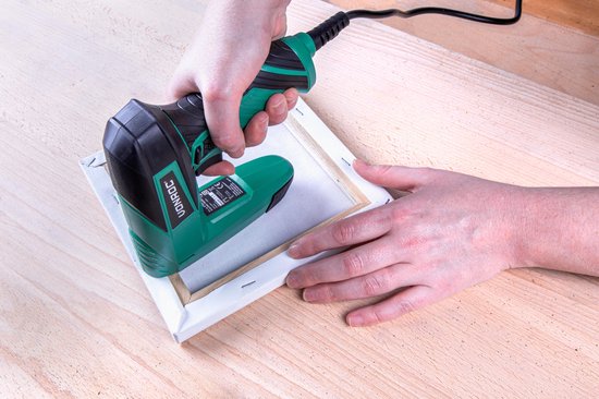 VONROC Elektrotacker - Komplettset Inkl. 900 Klammern & 300 Nägel - Schussfrequenz: 30/min