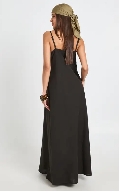 Maxikleid im Leinen-Look mit Volant am Saum – Größe 36