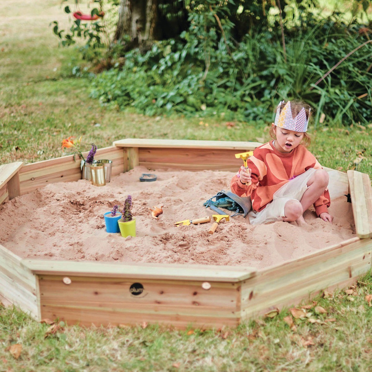 Plum Play Riesensandkasten aus Holz mit Deckel 1,5 x 1,5 m - Naturholz