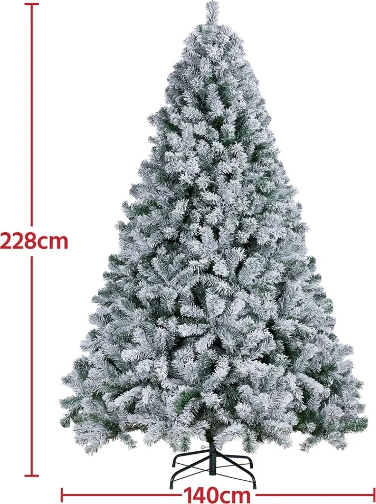 Yaheetech Kunstweihnachtsbaum 228 cm – Grün/Weiß – Ø 140 x 228 cm – Verschneiter Weihnachtsbaum mit Metallständer