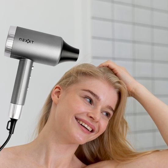 Nexxt Haartrockner – Schnell trockenes Haar in wenigen Minuten – 2200 W – Mit Coolshot und 3 Heizstufen