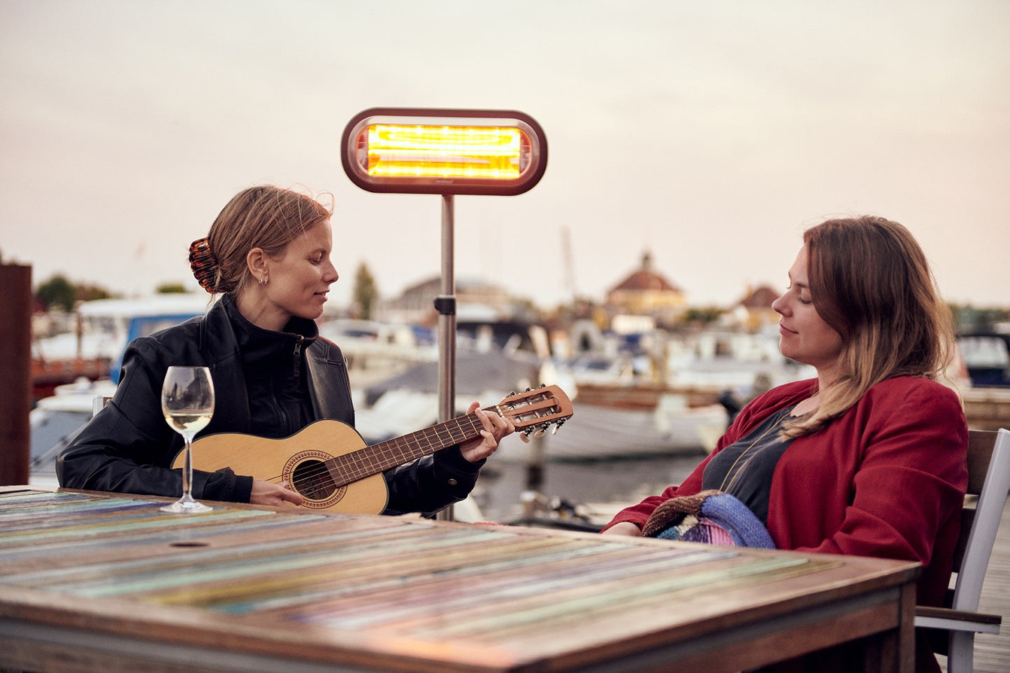 Kemper - Soleado Terrassen- und Balkonheizgerät - elektrisch - 2000W - hängend - IP65 - schwarz