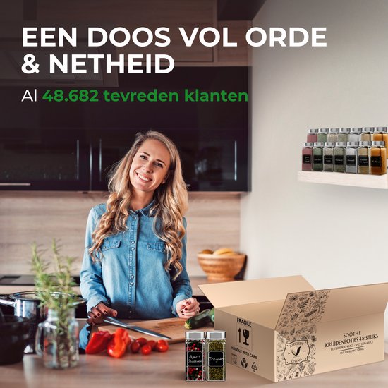 Soothe 48 Glasgewürzdosen quadratisch mit Edelstahldeckel - 2 Arten von Streudeckeln - Gewürzstreuer - Gewürzdosen - Komplettset inkl. Gewürzsticker, Kreidestift und Zubehör - 120ml