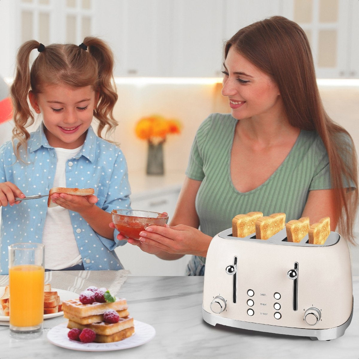 KitchenBrothers Retro Toaster - Toaster - 6 Heizstufen - 4 extra breite Schlitze - 1630W - Beige