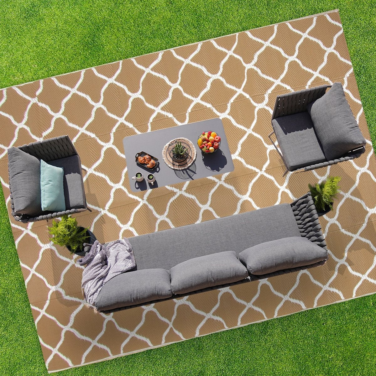 LifeGoods Outdoor-Teppich - 274x350cm - Gartenteppich - beidseitig verwendbar - Inkl. Tragetasche - Mit Muster - Beige/Weiß