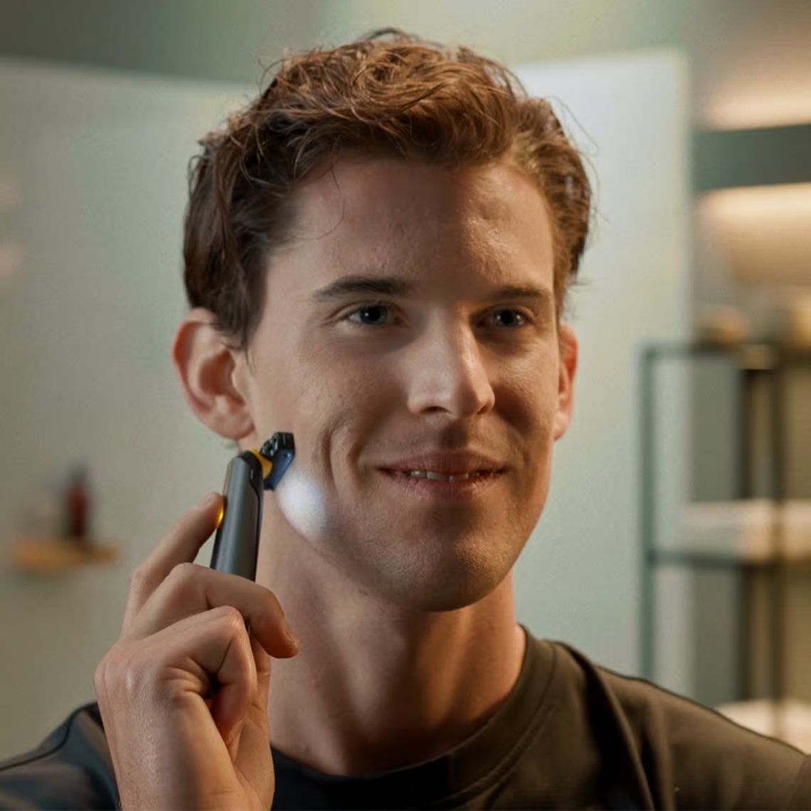 MicroTouch Titanium Solo Trimmer und Rasierer – Für Bart und Körper geeignet – Für alle Hauttypen – Inklusive 3 Aufsätze