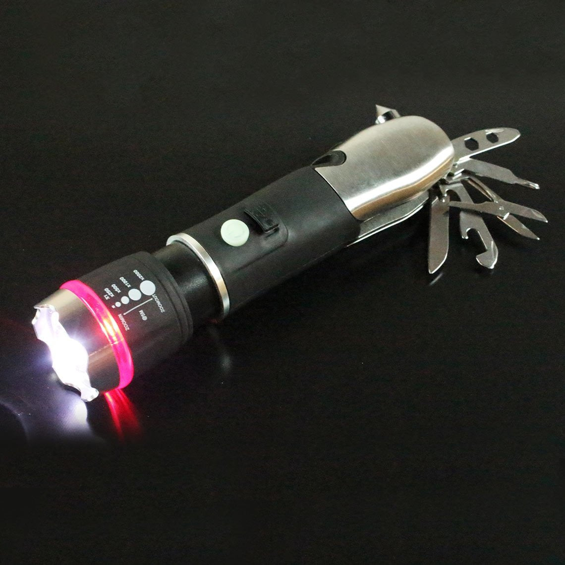 Panta Safe Guard LED-Taschenlampe – 300 Lumen Lichtstärke – Integriertes Notfall-Set – Über USB aufladbar – Wasser- und schmutzabweisend