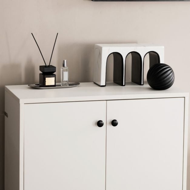 Coast Kommode Weiß – Moderne Aufbewahrungskommode mit 2 Türen und 3 Einlegeböden – 72 x 34 x 85,5 cm